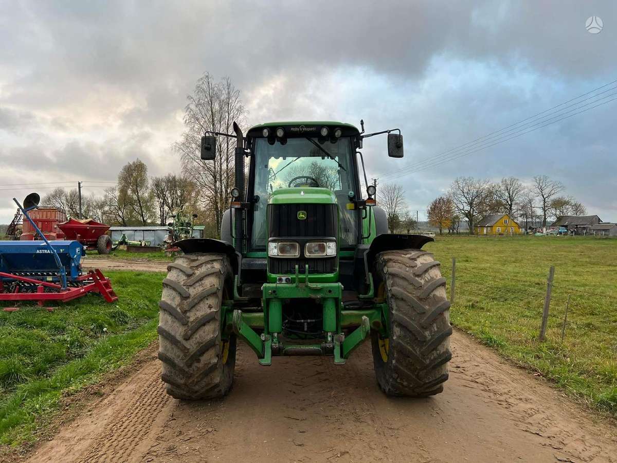 John Deere 6920s, тракторы