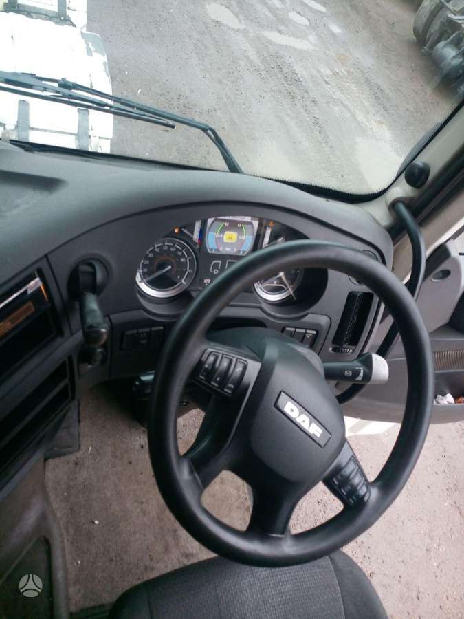 DAF XF460FTG, semi-trailer trucks