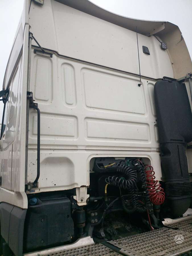 DAF XF460FTG, vilkikai