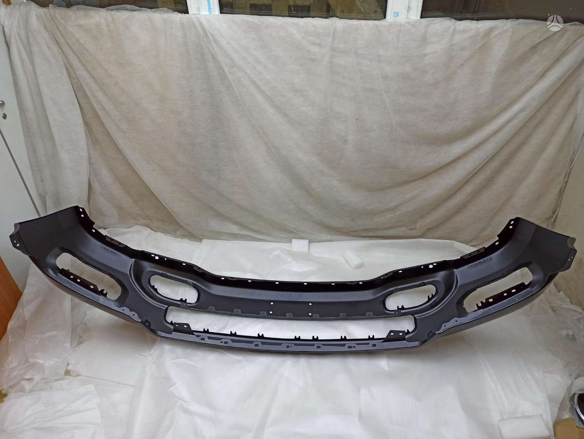 Dodge Ram kėbulo dalys