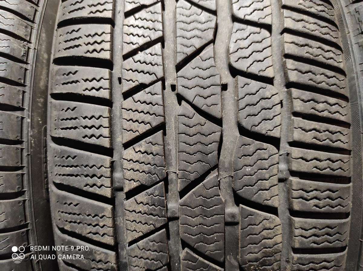 Continental, зимние 235/45 R19