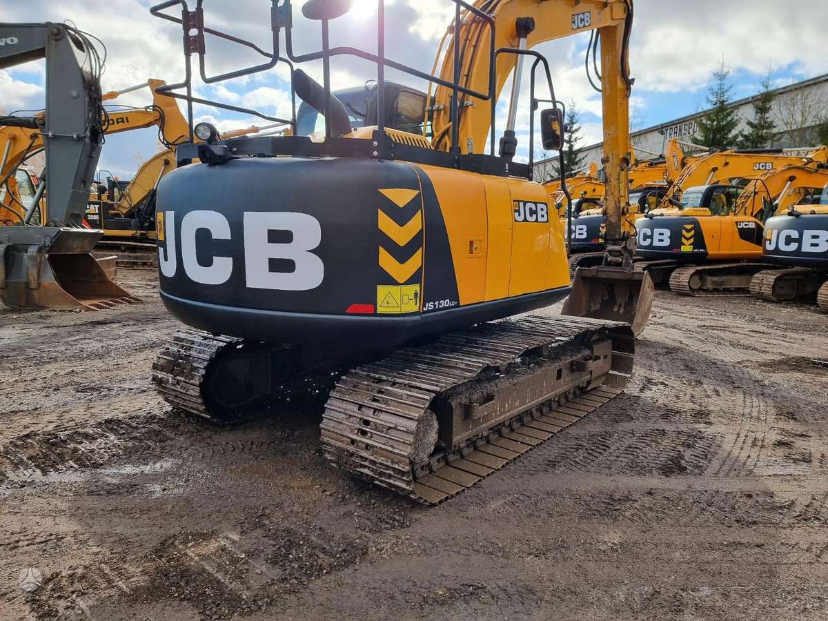 JCB JCB JS130LC +PLUS T4, excavator