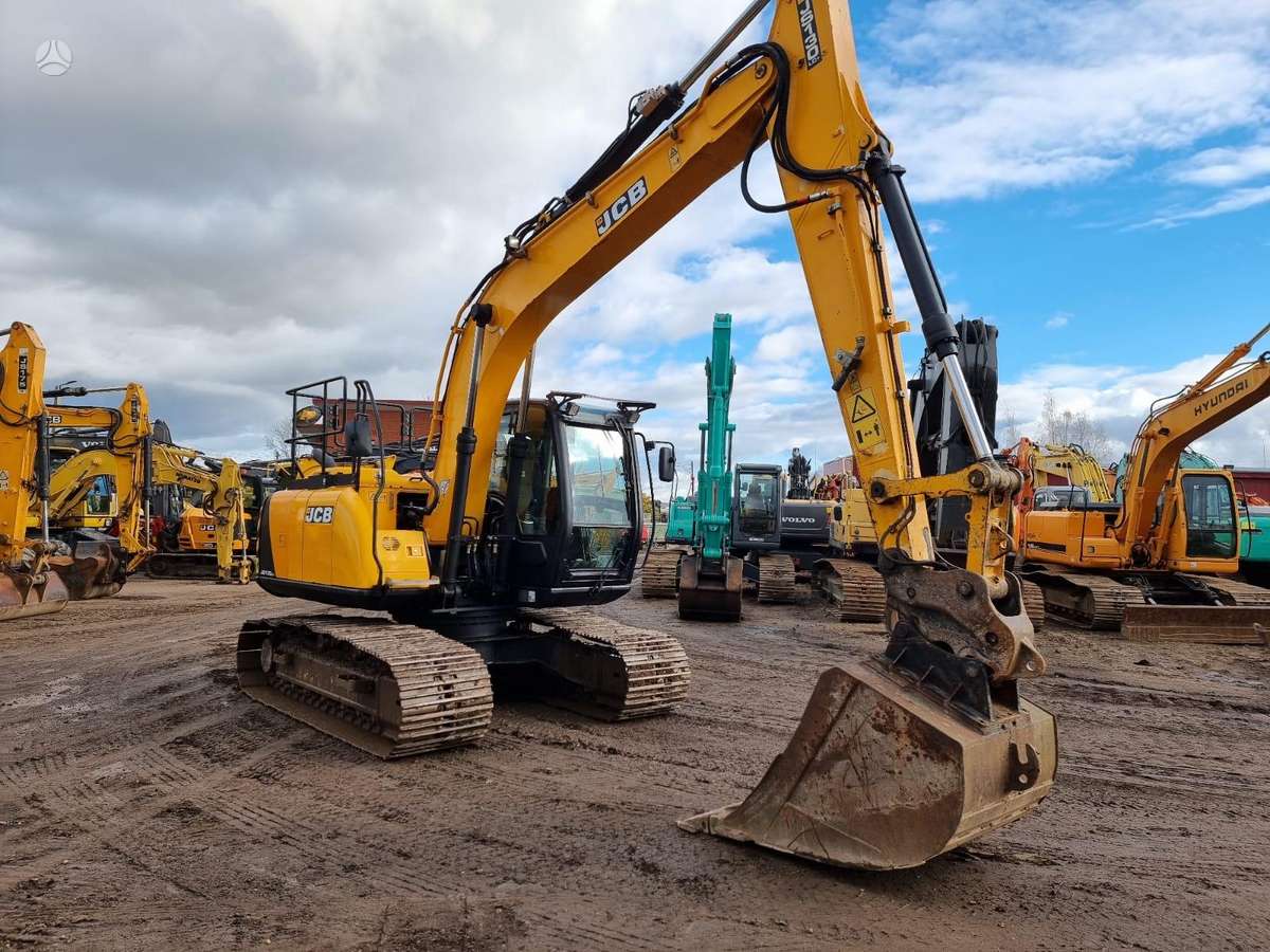 JCB JCB JS130LC +PLUS T4, excavator