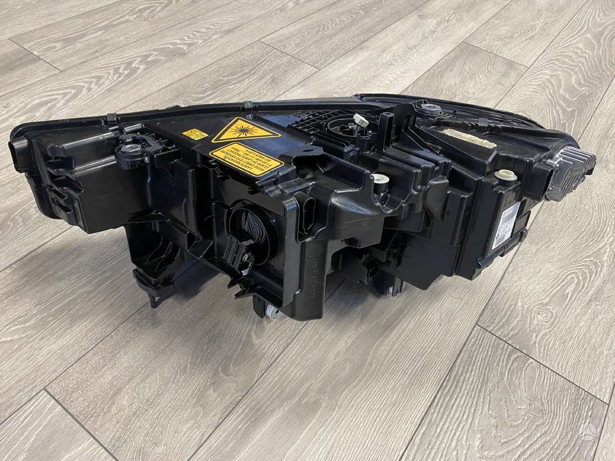 BMW X7 lights