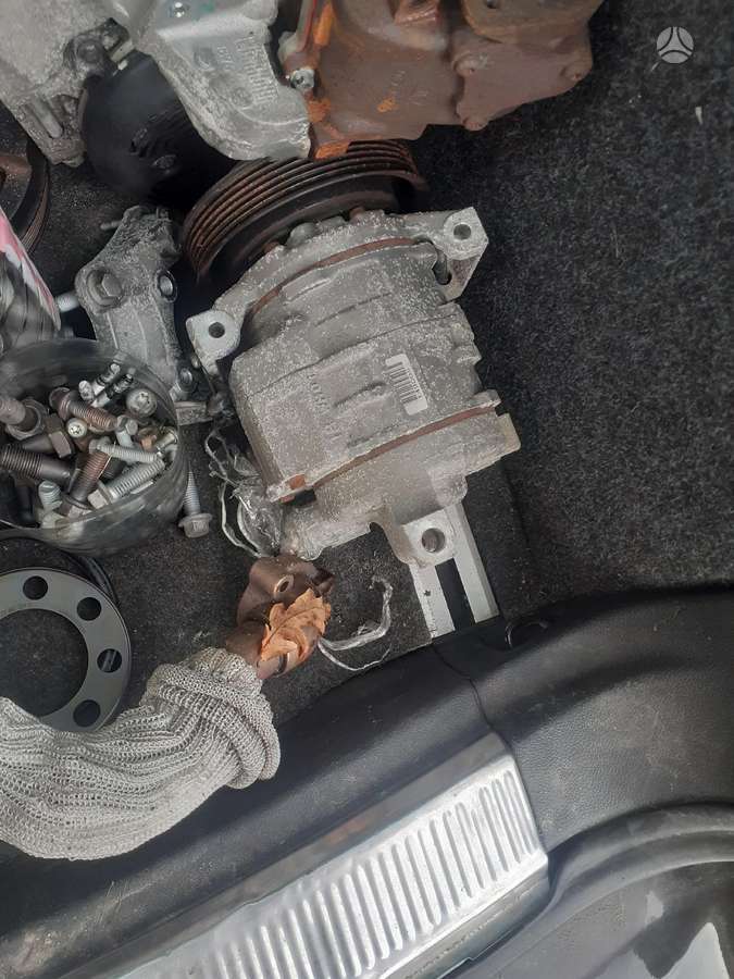 Jeep Grand Cherokee engine parts