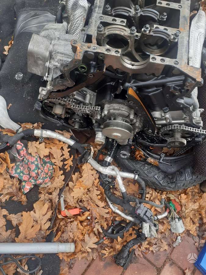 Jeep Grand Cherokee engine parts