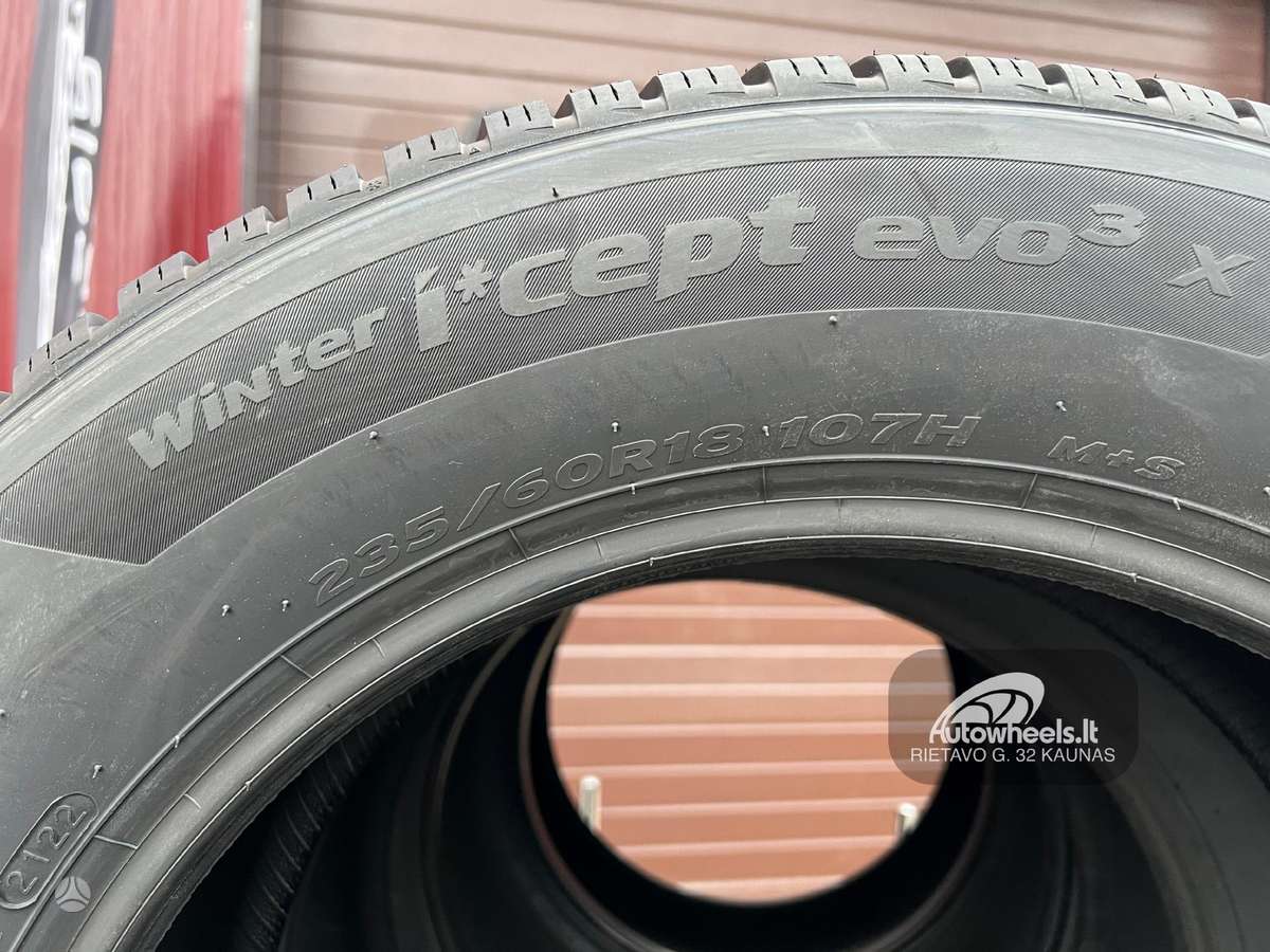 Hankook Winter I*Cept EVO 3, žieminės 235/60 R18