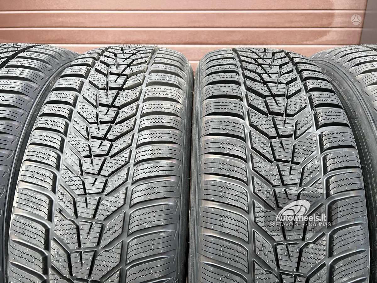 Hankook Winter I*Cept EVO 3, žieminės 235/60 R18