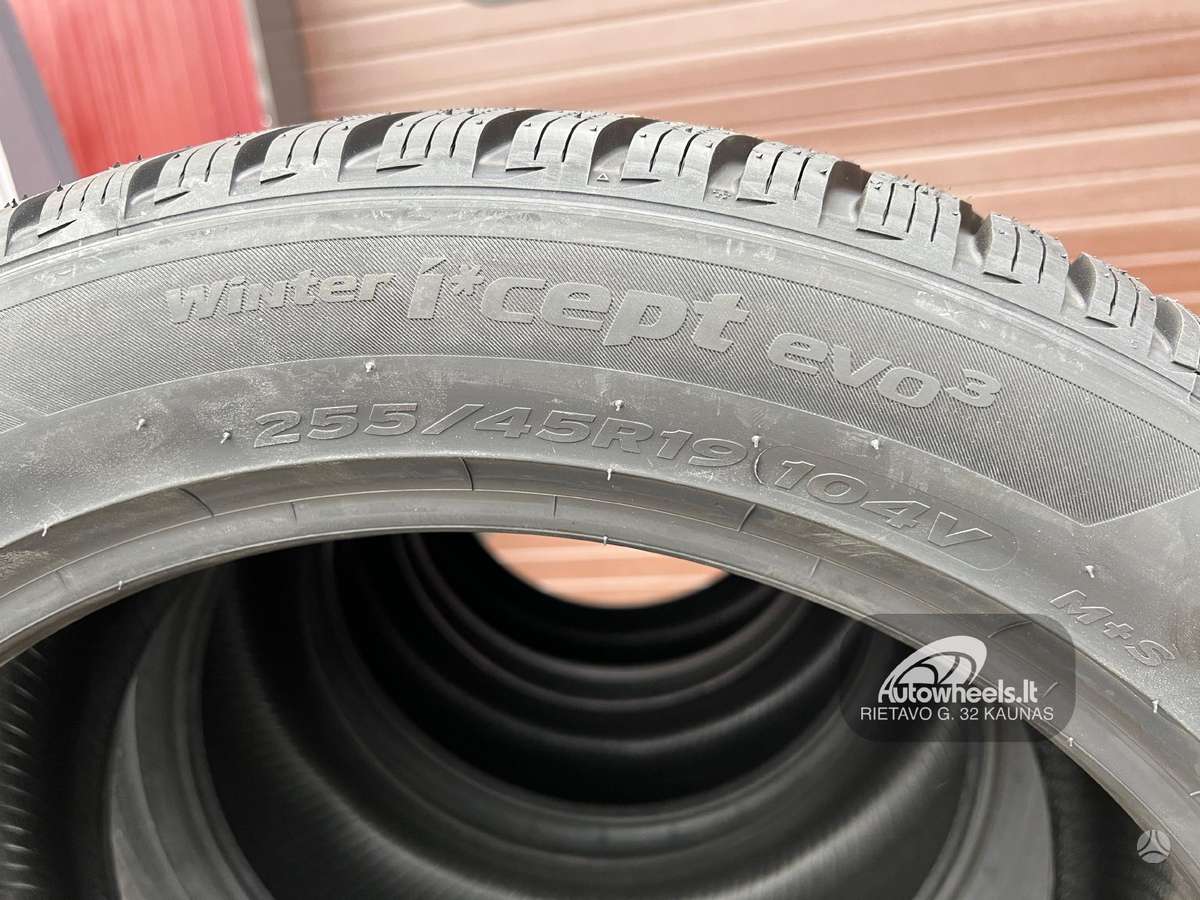 Hankook Winter I*Cept EVO 3, winter 255/45 R19