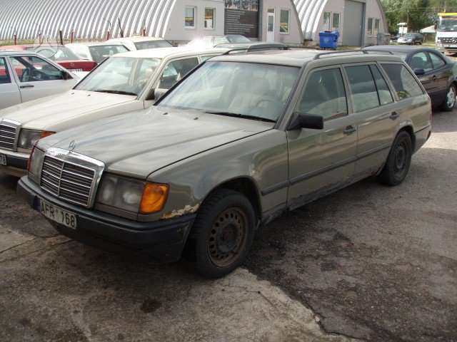 Mercedes-Benz 300 dalimis