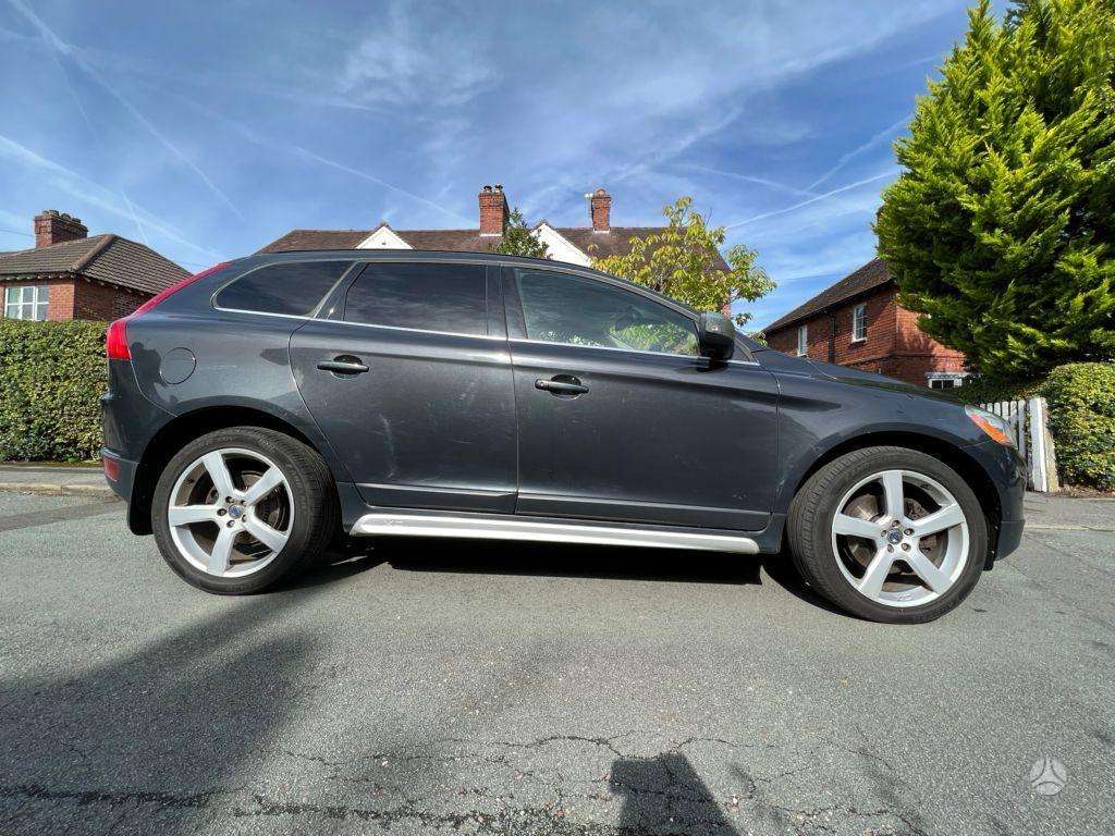 Volvo XC60 2022 10 28