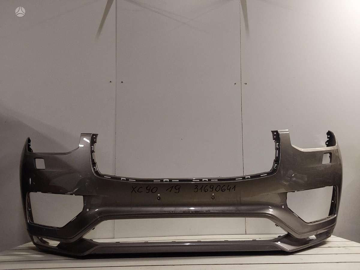 Volvo XC90 rezerves daļās