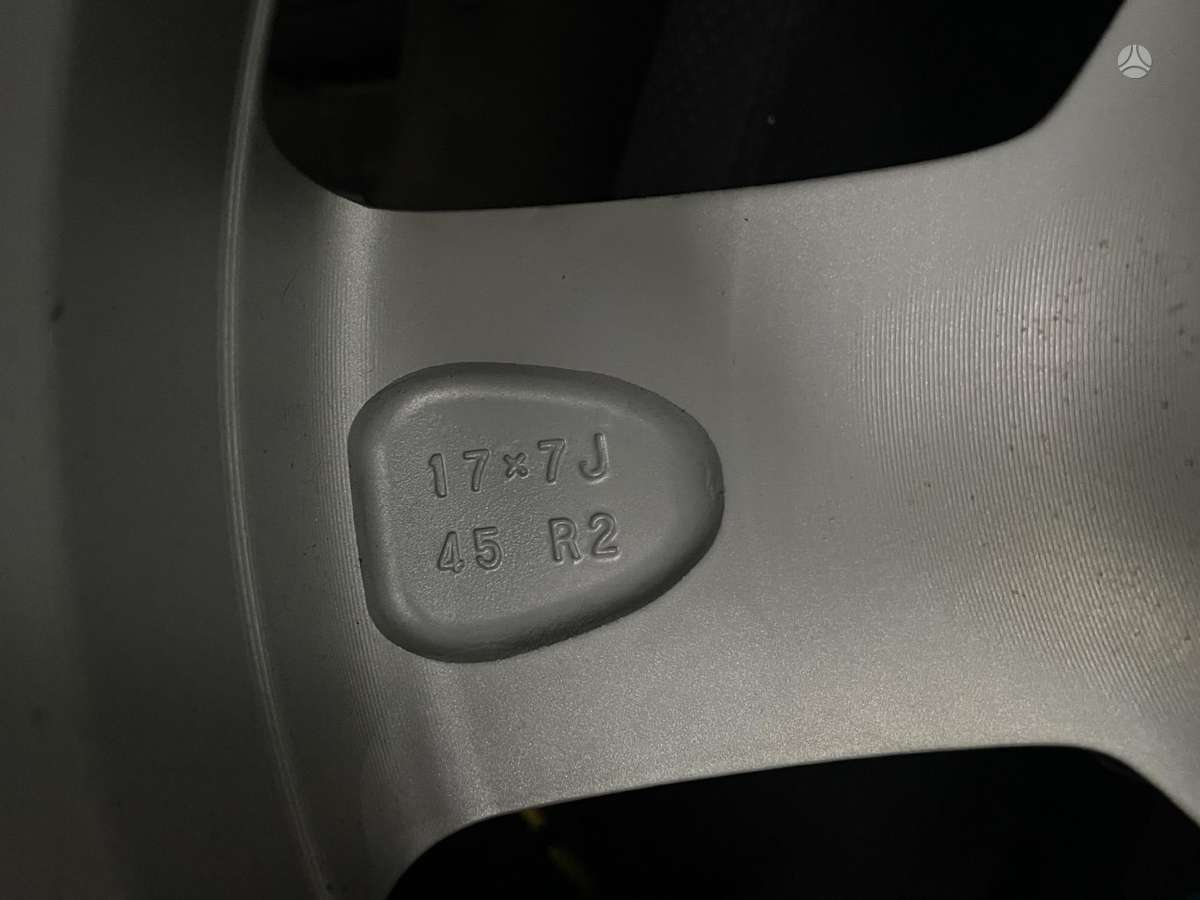 Toyota RAV4 2006-2013, lengvojo lydinio, R17