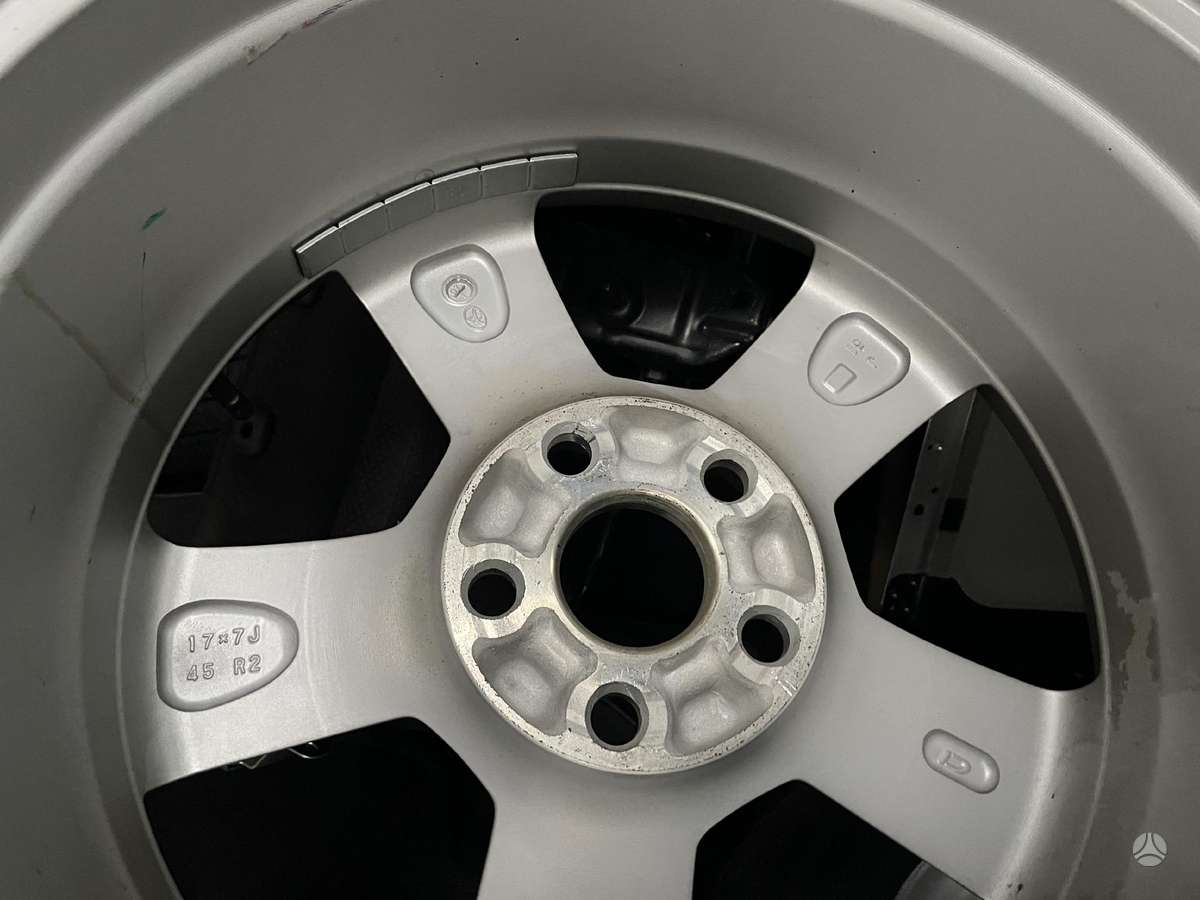 Toyota RAV4 2006-2013, lengvojo lydinio, R17