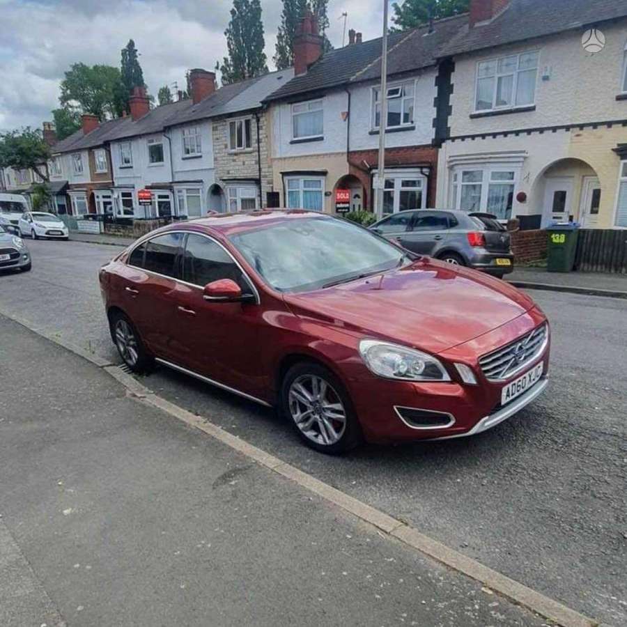 Volvo S60 Spalva 704 46