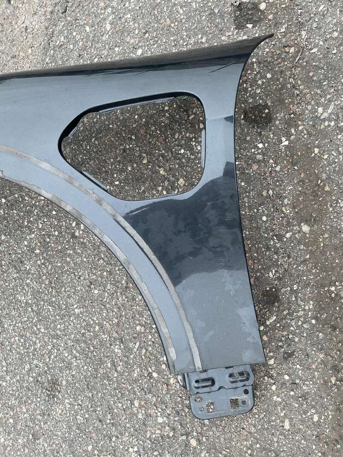 Porsche Taycan spārni
