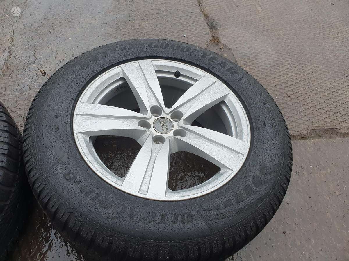 Audi Q7, lengvojo lydinio, R18