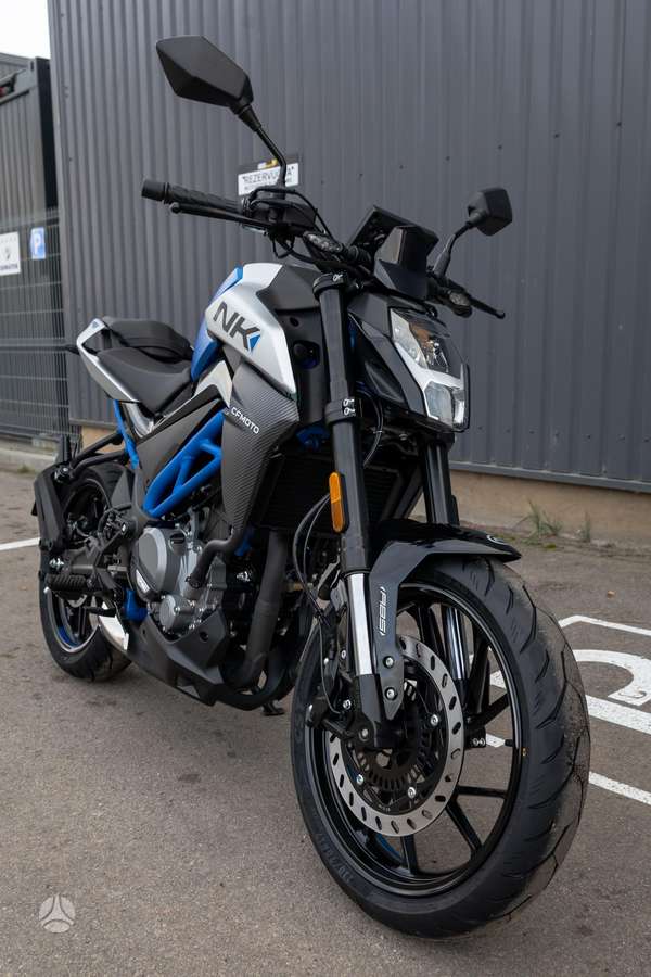 CFMOTO 300NK 293cc, street / classic
