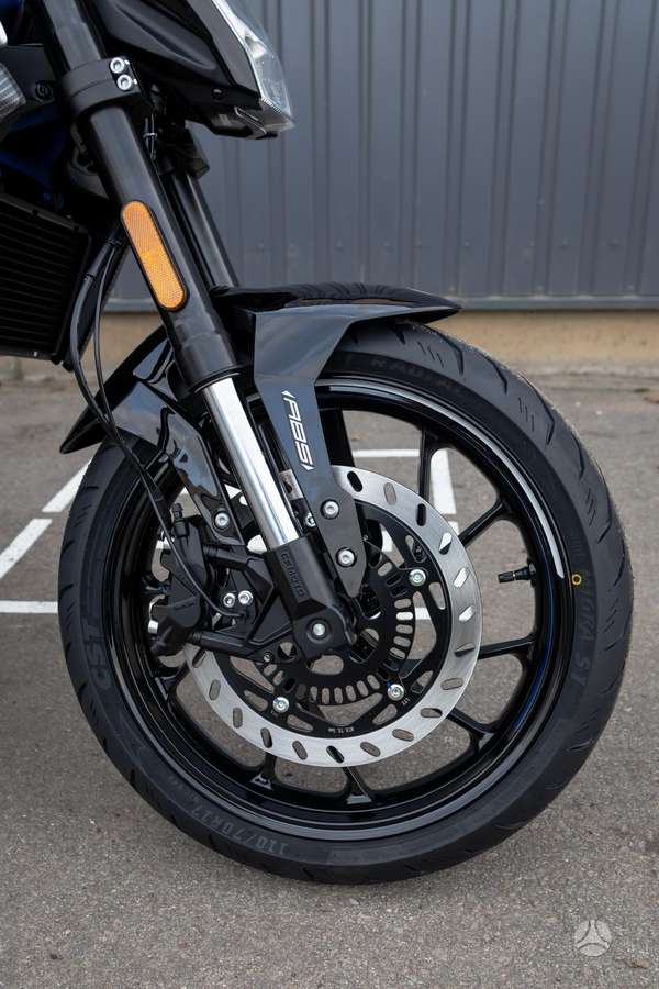 CFMOTO 300NK 293cc, street / classic