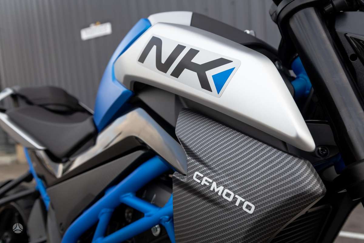 CFMOTO 300NK 293cc, street / classic