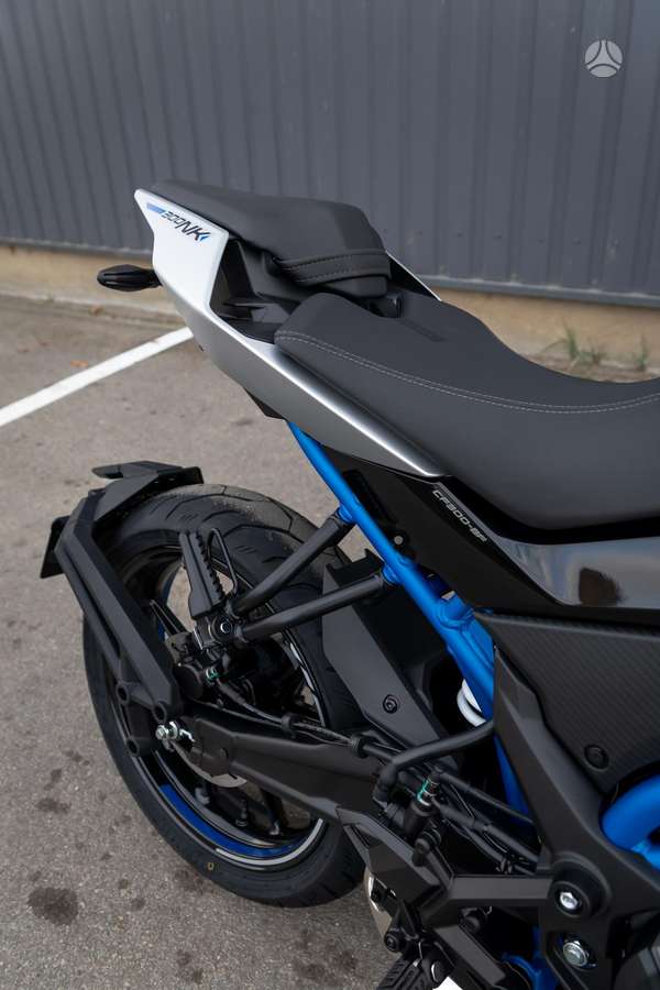 CFMOTO 300NK 293cc, street / classic