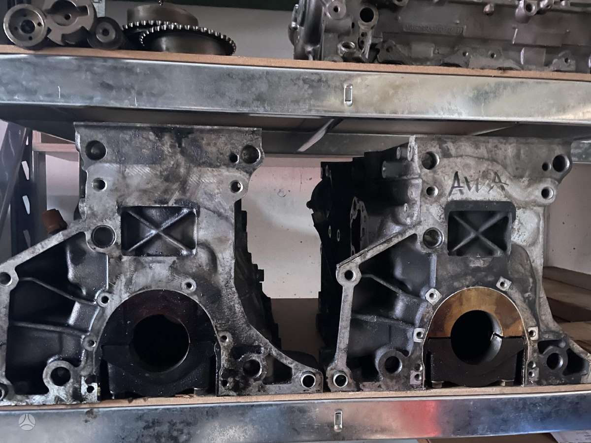 Audi A4, AWA, variklio blokas