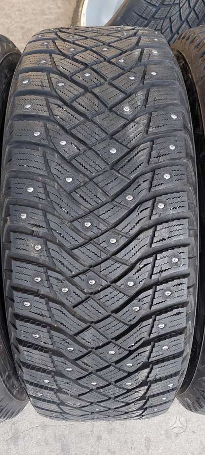 Goodyear, winter 235/55 R19