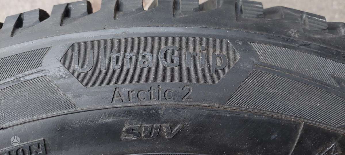 Goodyear, winter 235/55 R19