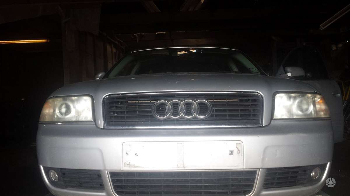 Audi A6 Masina dalimis oda