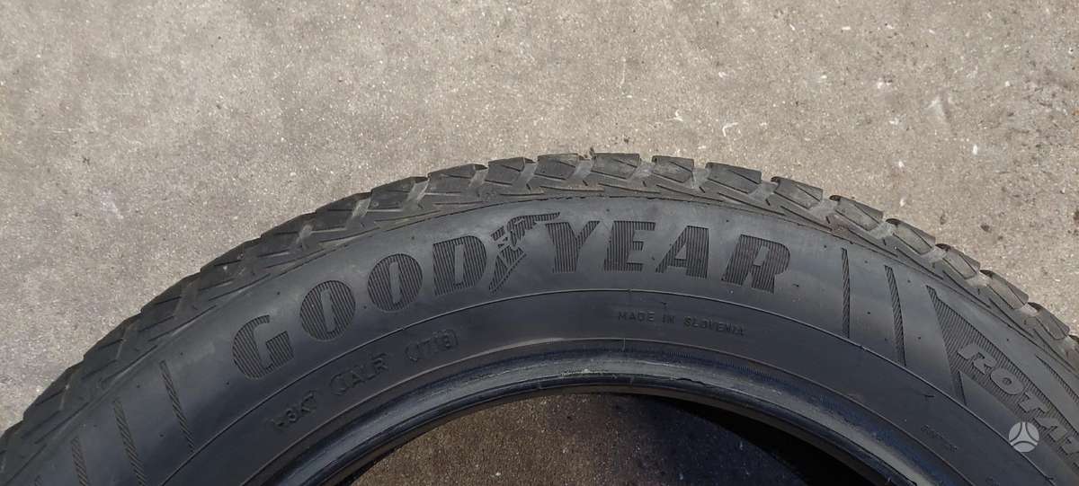 Goodyear, всесезонные 215/60 R17
