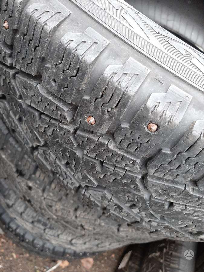 Nokian, winter 215/60 R17