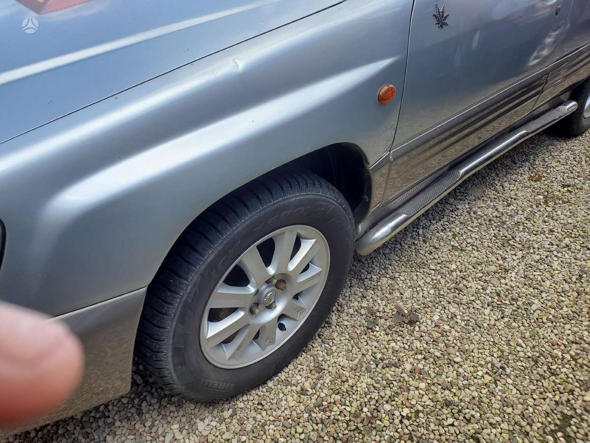 Subaru Forester, 2.0 l., off-road / crossover