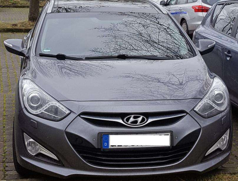 Hyundai i40 Auto ardomas platesnė info telefonu