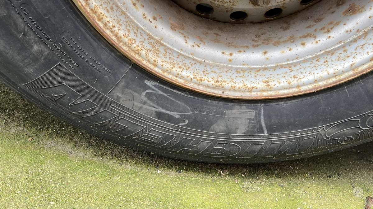 Dunlop, universalios 385/65 R22,5