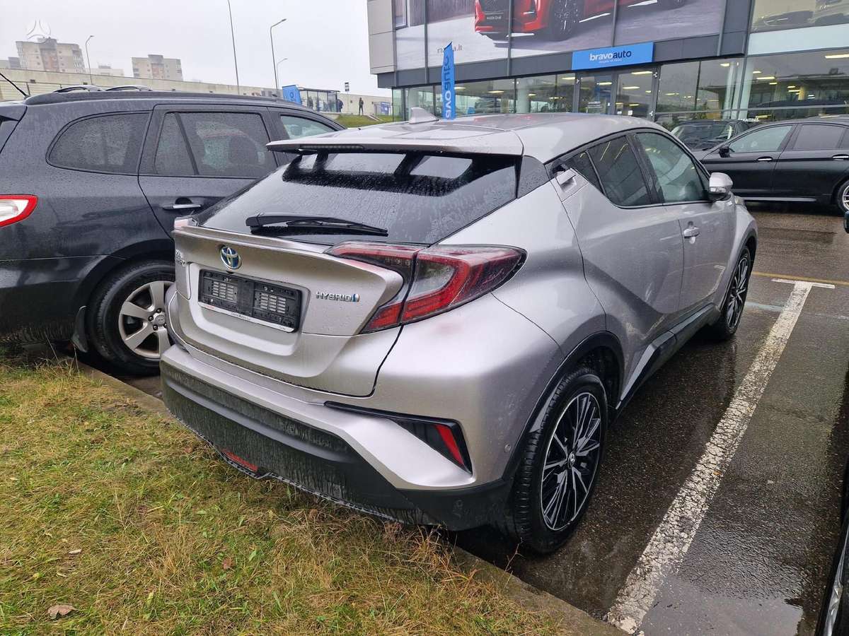 Toyota C-HR - 2