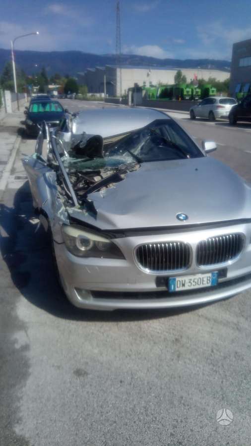 BMW 730 Rida tikra 200 000 km