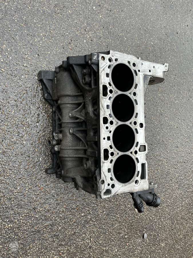 BMW X3, N47d20c n47d20a, engine block