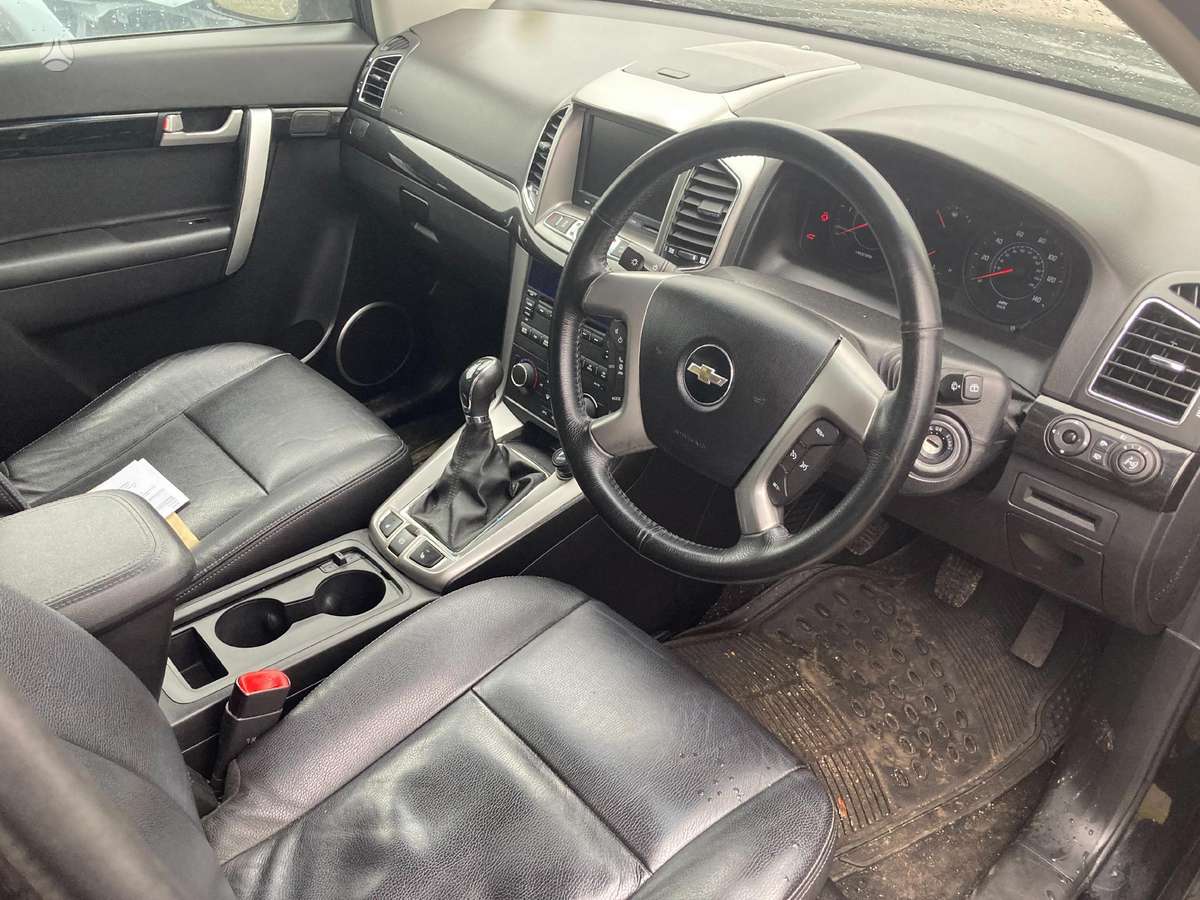 Chevrolet Captiva for parts