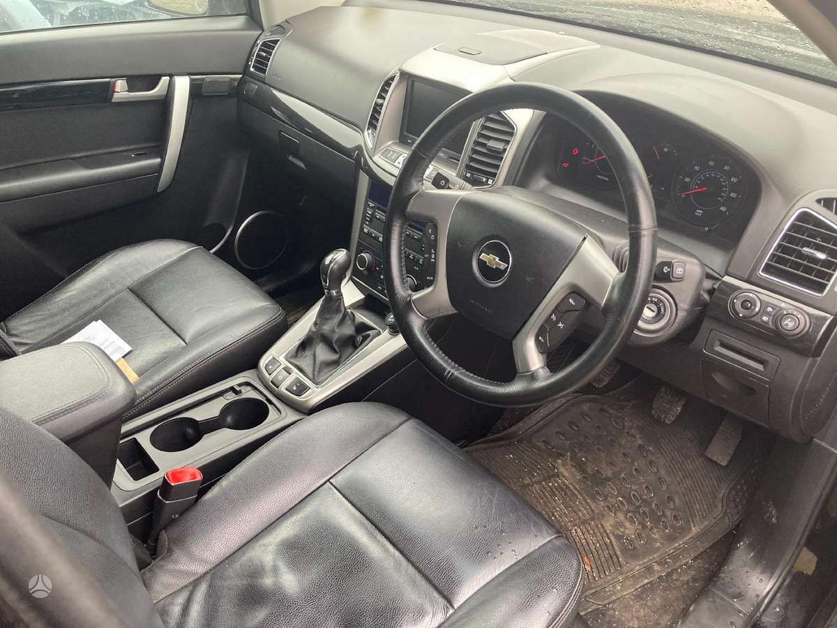 Chevrolet Captiva по частям