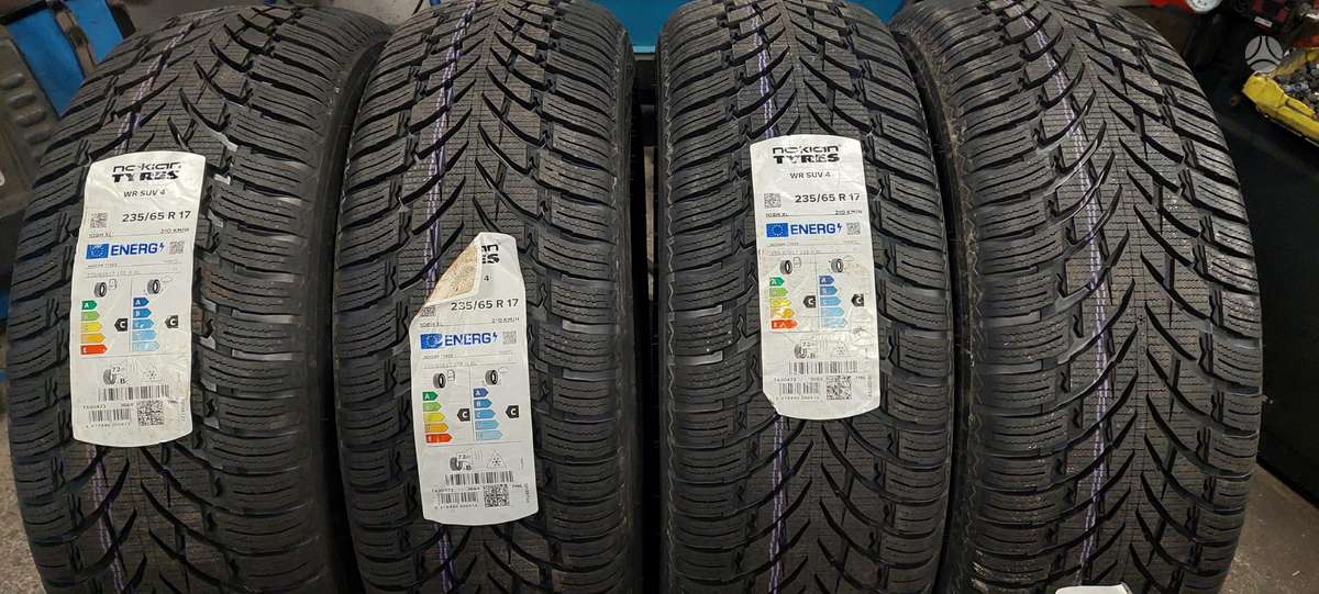 Nokian, зимние 235/65 R17
