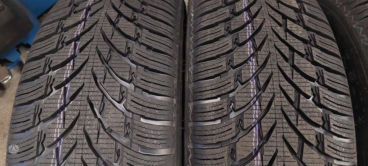 Nokian, žieminės 235/65 R17