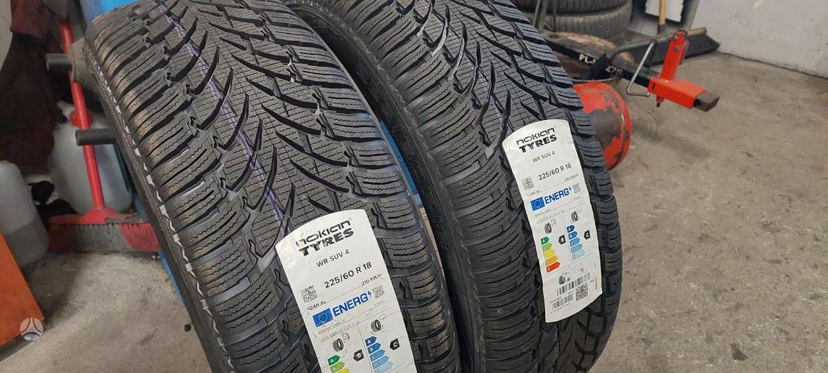 Nokian, žieminės 225/60 R18