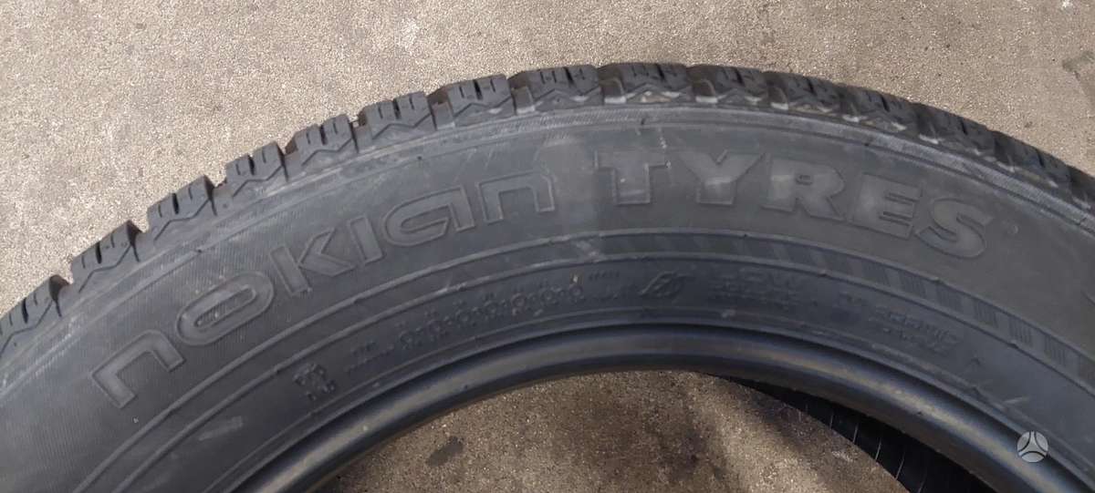 Nokian, зимние 225/60 R18
