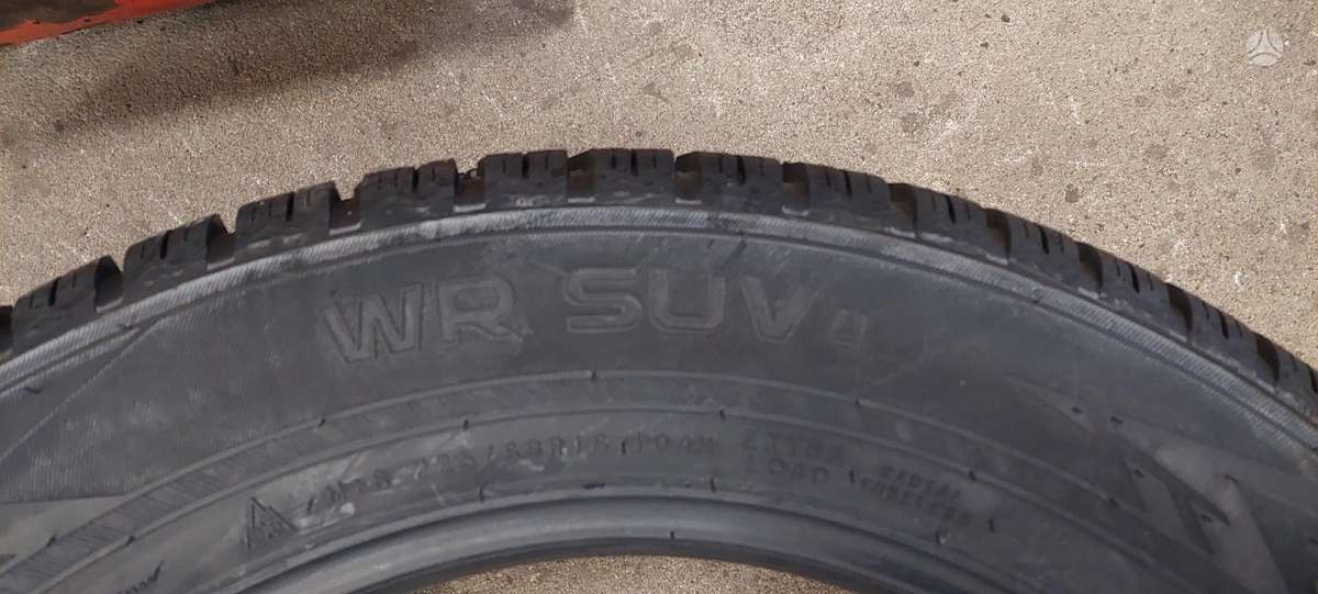 Nokian, зимние 225/60 R18