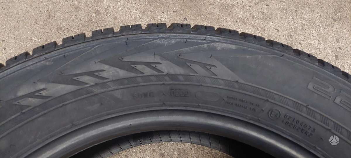 Nokian, žieminės 225/60 R18