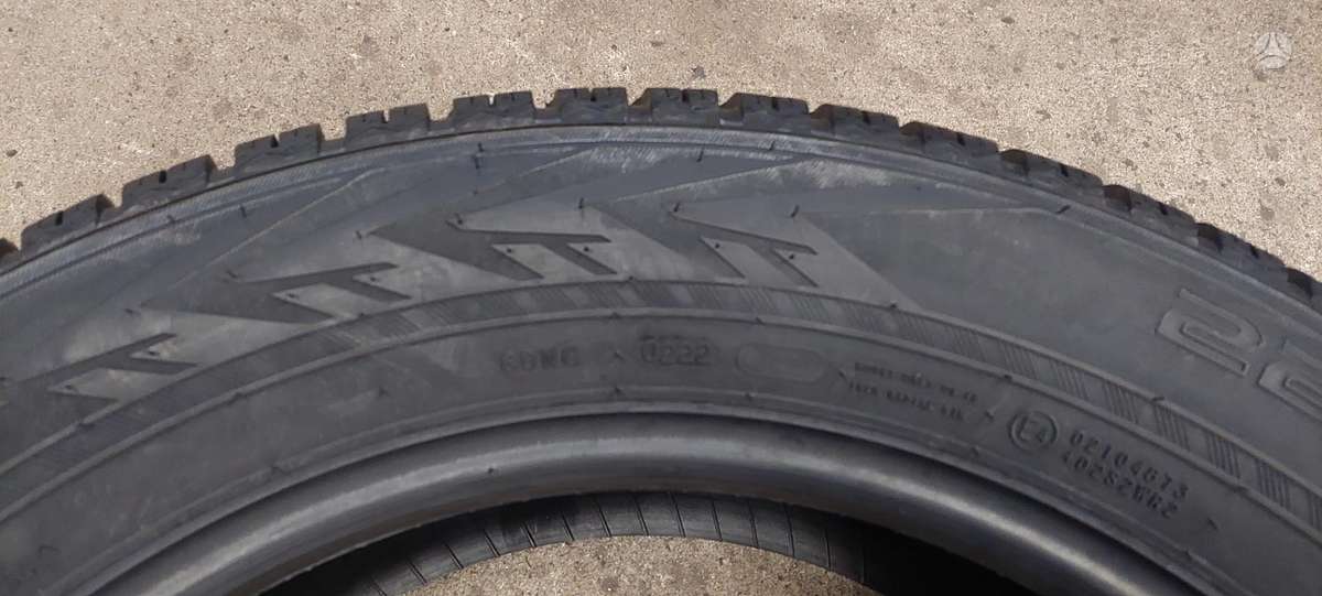 Nokian, зимние 225/60 R18