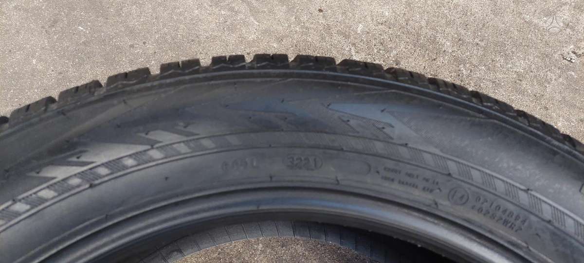 Nokian, žieminės 255/50 R19
