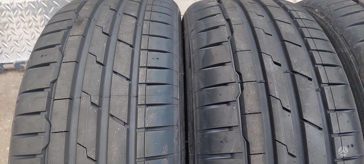 Hankook, vasaras 225/50 R18