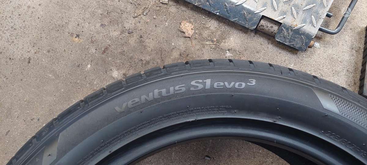 Hankook, summer 225/50 R18