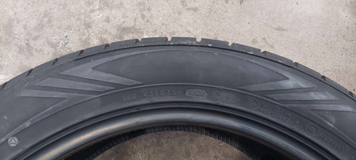 Nokian, vasarinės 275/45 R20
